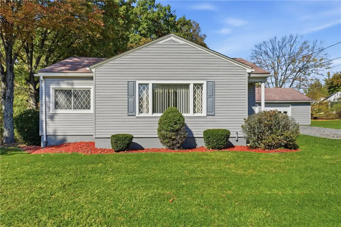 677 Blews Way, New Castle, PA 16105 - #1