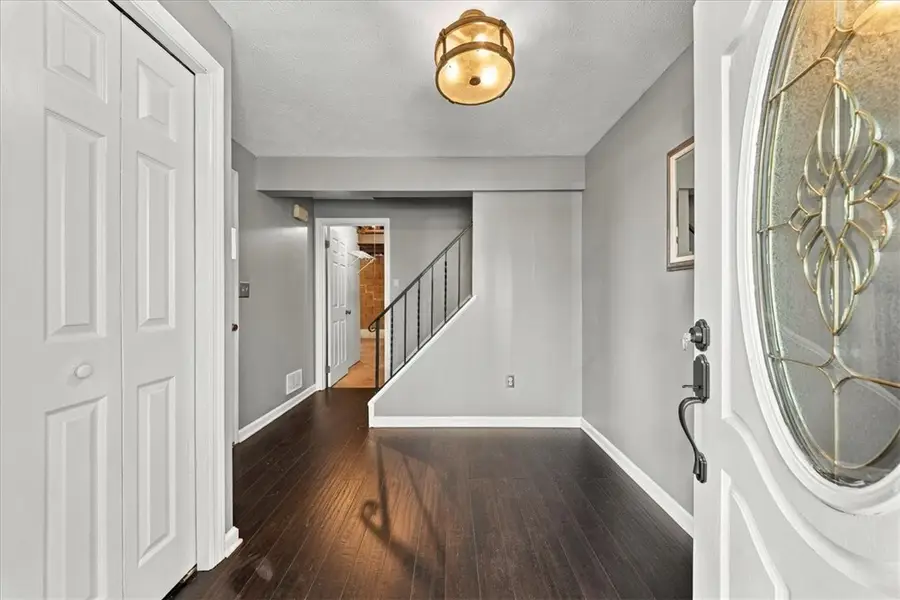 152 Aberdeen Dr, Pittsburgh, PA 15237 - #2