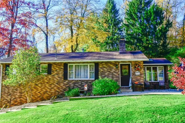 750 Smiley St, Ellwood City, PA 16117