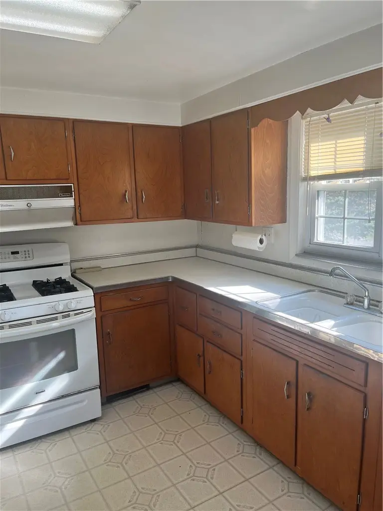 422 Jefferson, Pittsburgh, PA 15235 - #3