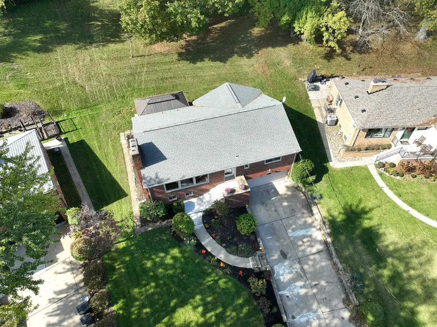 998 Lakemont Drive, Pittsburgh, PA 15243 - #2