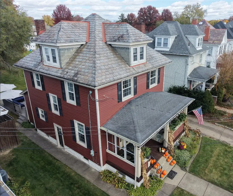 305 E Spring St, Zelienople, PA 16063 - #1