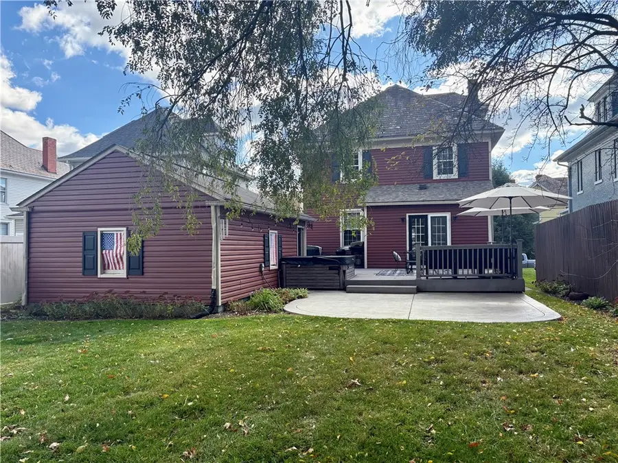 305 E Spring St, Zelienople, PA 16063 - #3