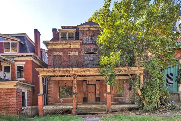 1303 Singer Pl, Pittsburgh, PA 15221