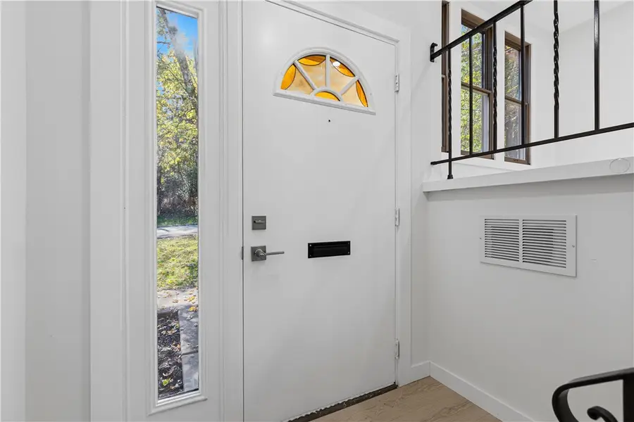 125 Shenandoah Dr, Pittsburgh, PA 15235 - #2