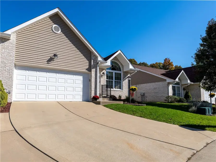 608 Crestview Ln, Lower Burrell, PA 15068 - #2