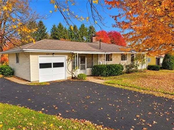 121 Randy Dr, Butler, PA 16002