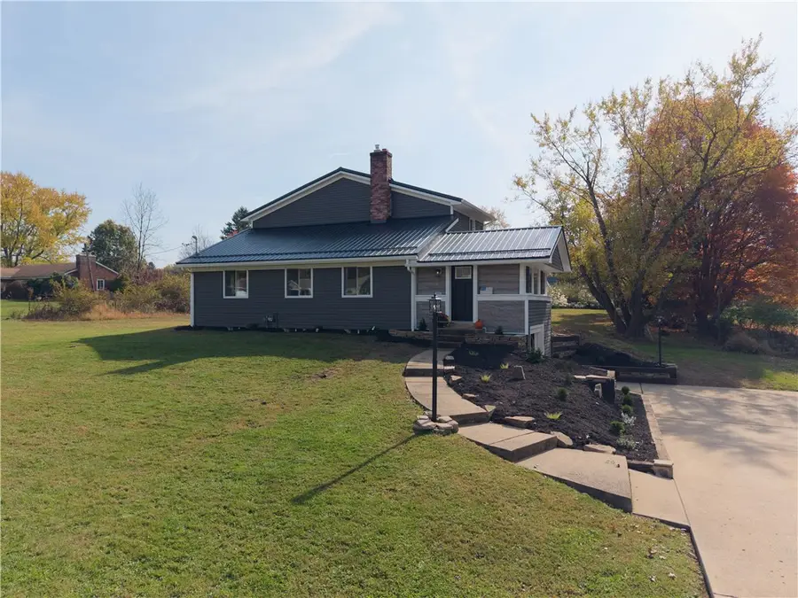 3906 Hardt Dr, Gibsonia, PA 15044 - #2