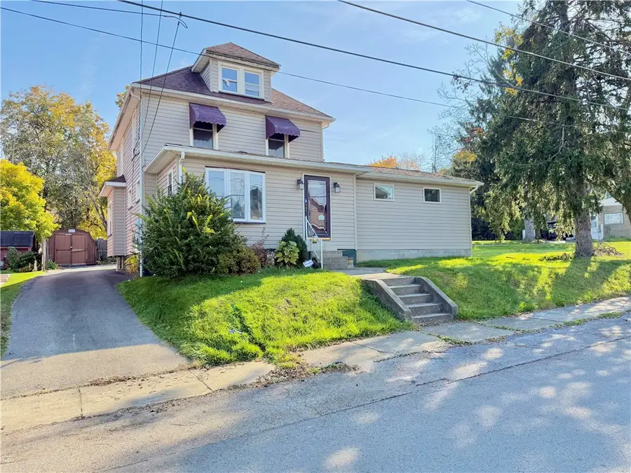 1013 Williams St, New Castle, PA 16101 - #2