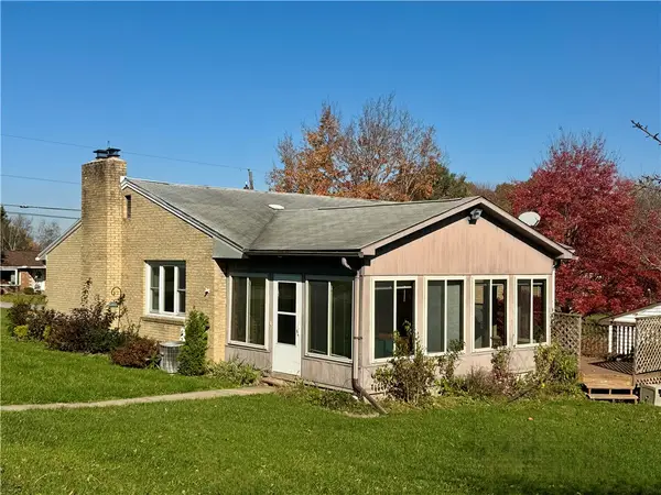 200 North Dr, Butler, PA 16001