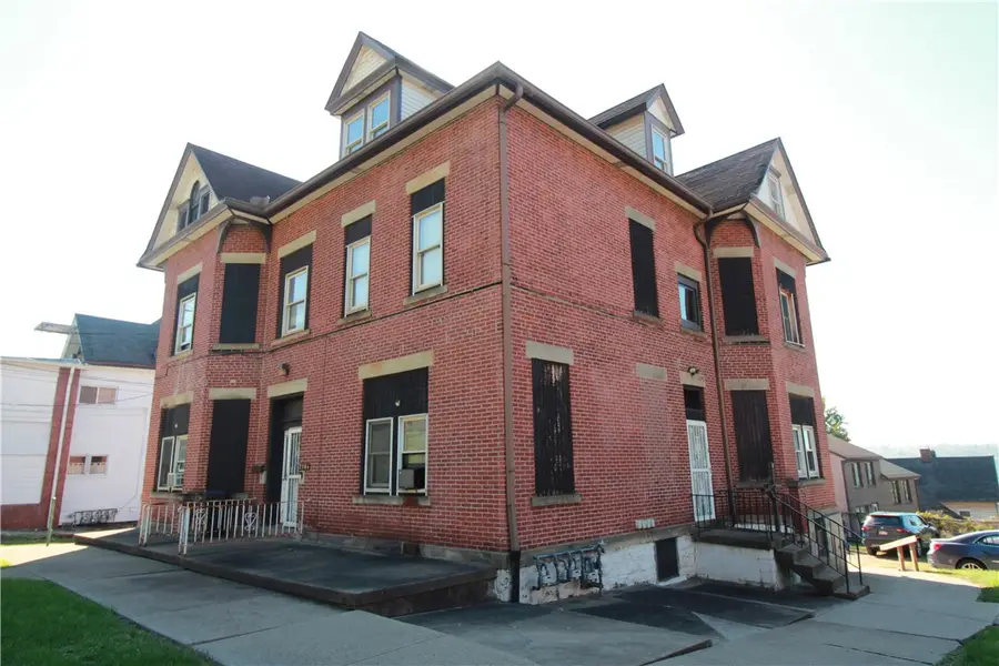 2504 S Braddock Ave, Pittsburgh, PA 15218 - #2