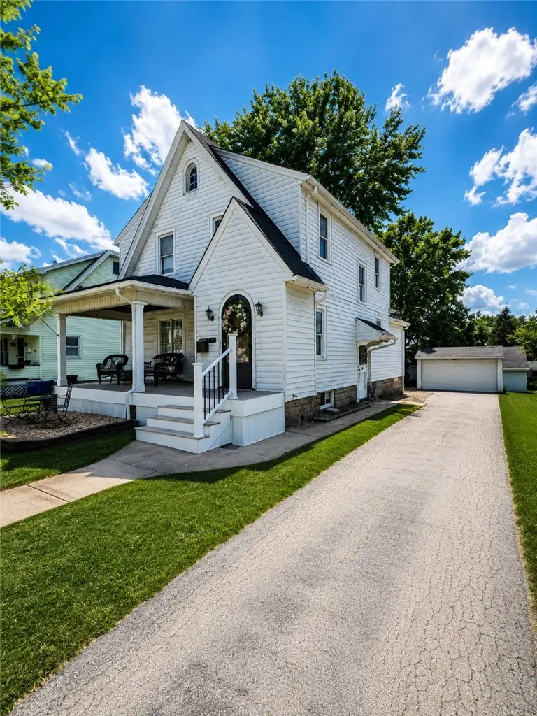 1307 N Mercer St, New Castle, PA 16105 - #2