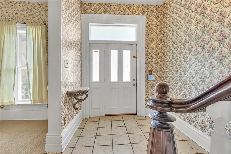 235 College Ave, Beaver, PA 15009 - #3