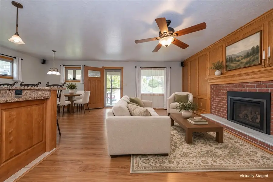 545 6th St, Beaver, PA 15009 - #2