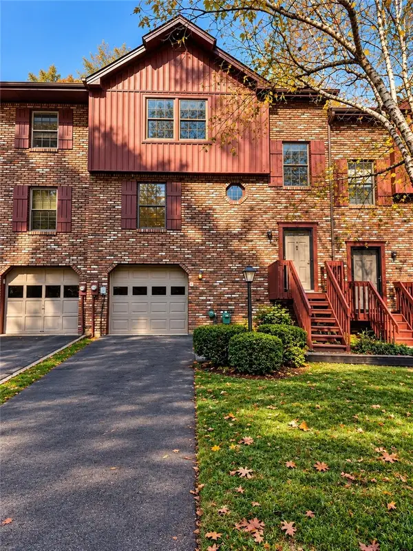 124 Old English Rd, Pittsburgh, PA 15237