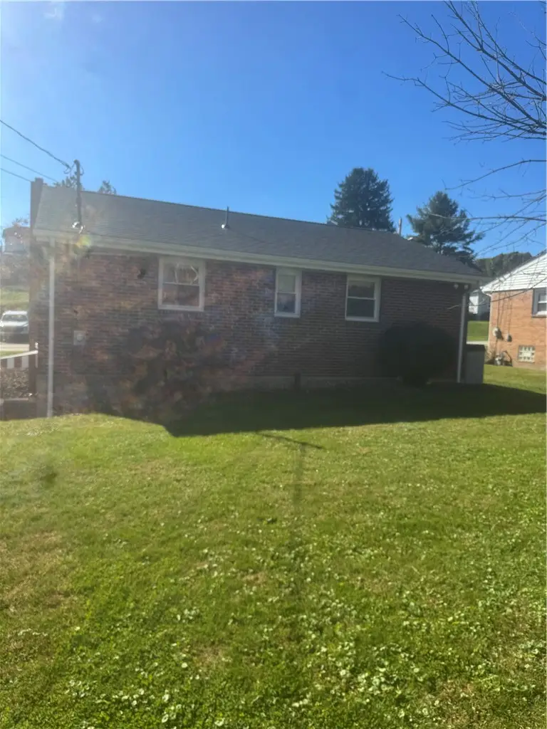 704 Stauffer Ave, Scottdale, PA 15683 - #2