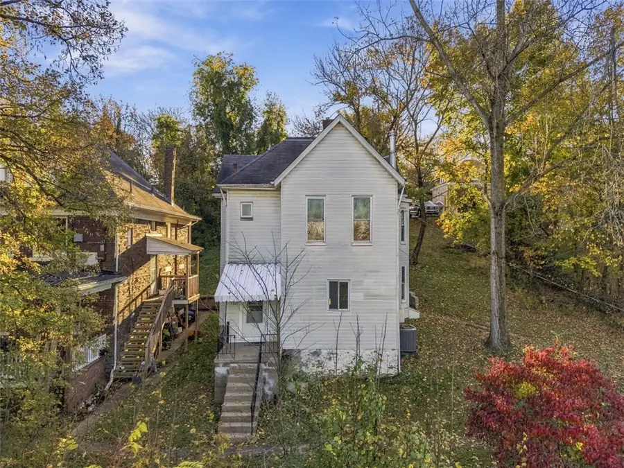 3009 Universal St, Pittsburgh, PA 15204 - #2