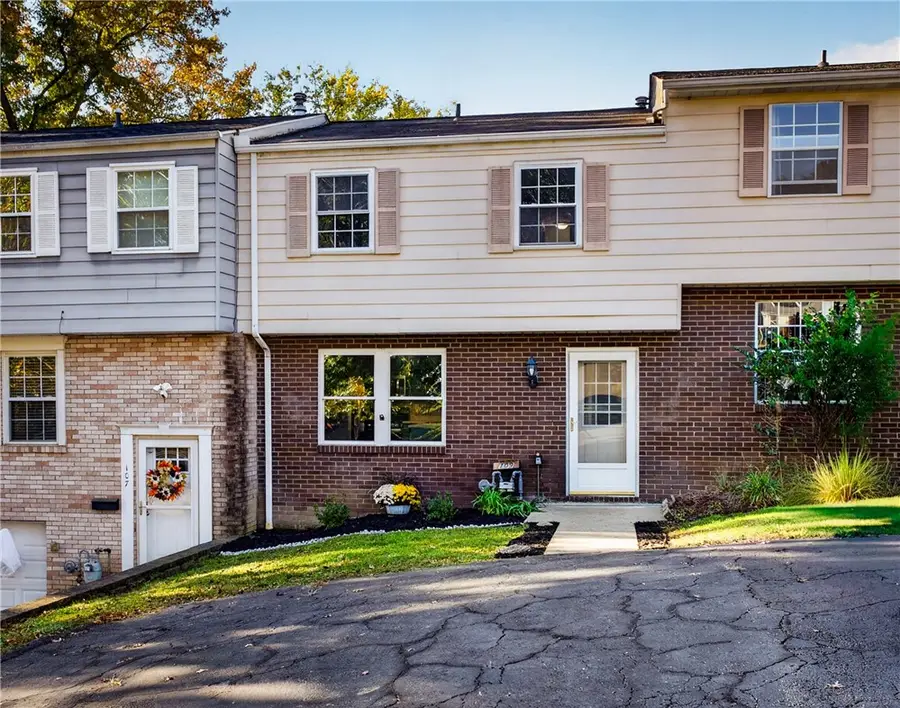 109 Old Meadow Rd, Canonsburg, PA 15317 - #2