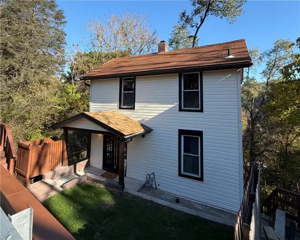 34 E Roseridge St, Pittsburgh, PA 15202