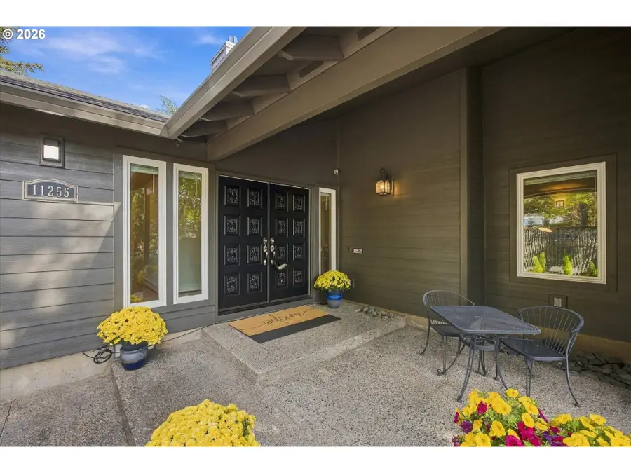 11255 SW Lynnvale Dr, Portland, OR 97225 - #3