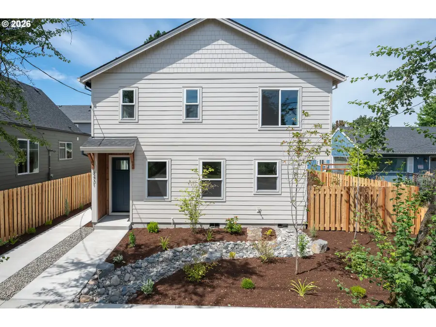 8427 NE Hassalo St, Portland, OR 97220 - #2