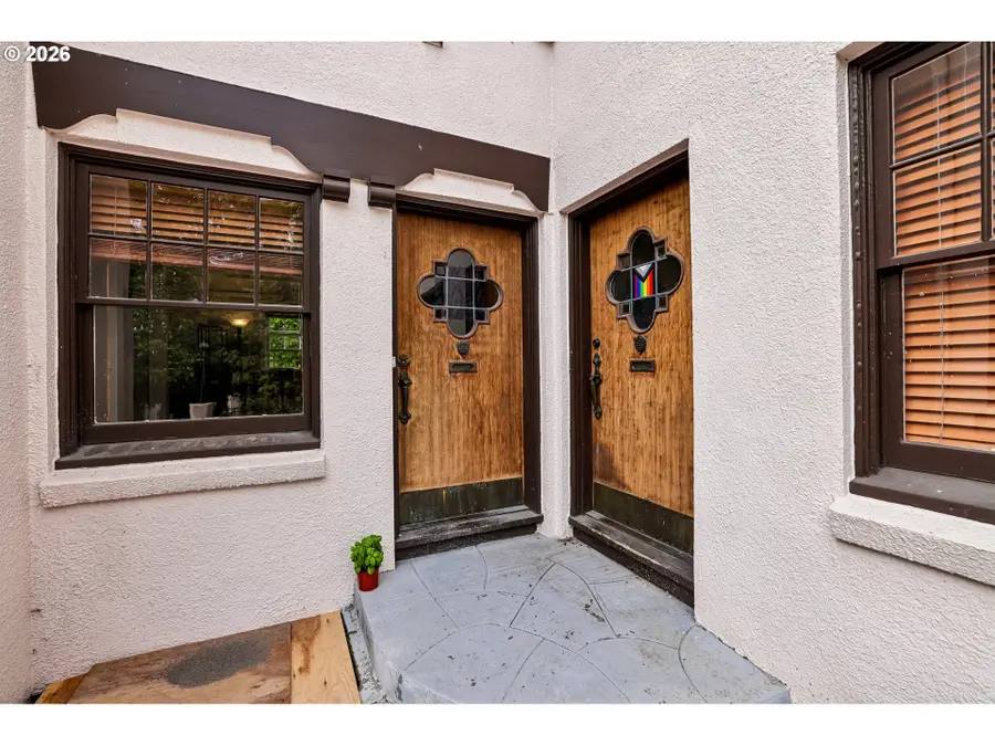 2250 NE Flanders St #1, Portland, OR 97232 - #2