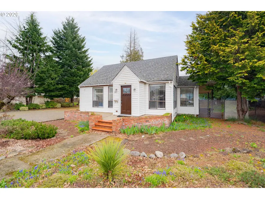 516 26th St, Washougal, WA 98671 - #2