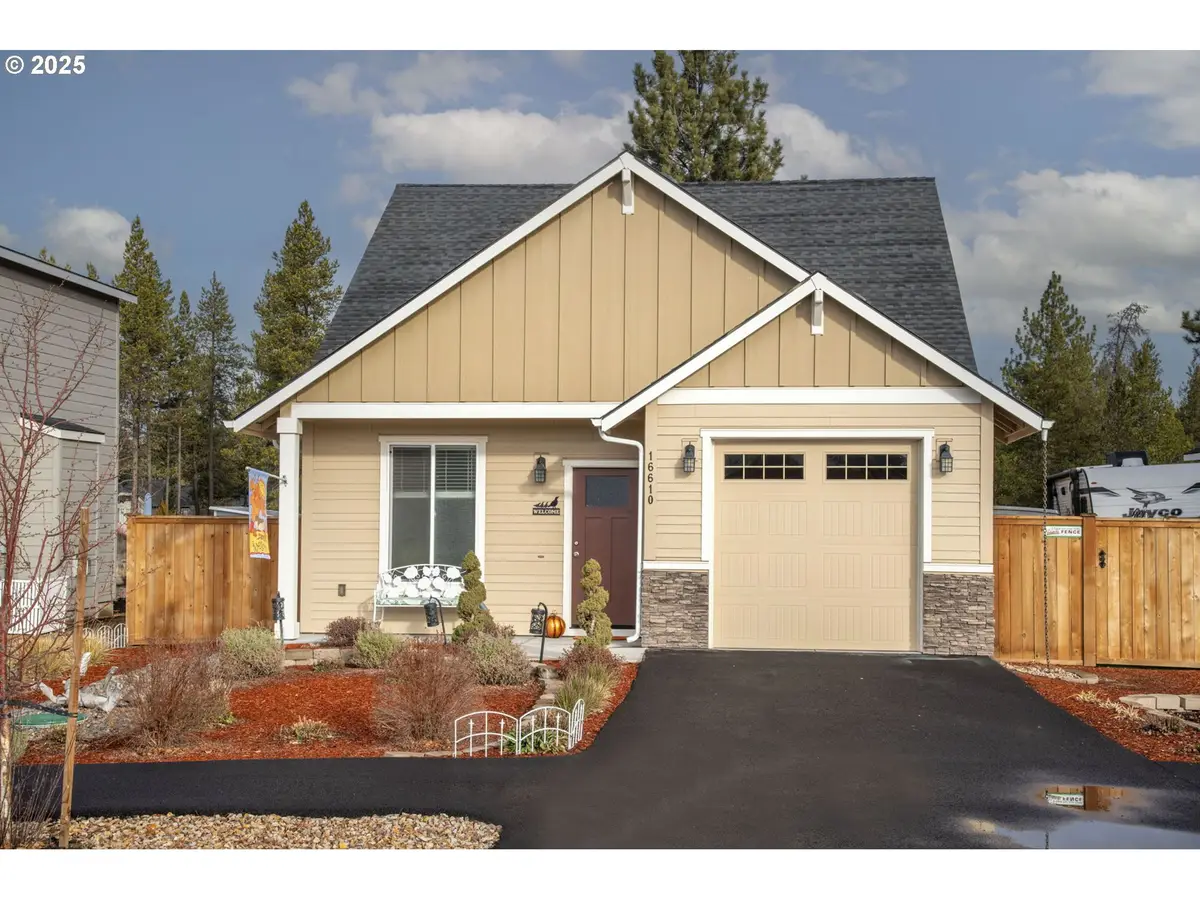 16610 Pine Creek Dr, La Pine, OR 97739 - Image #1