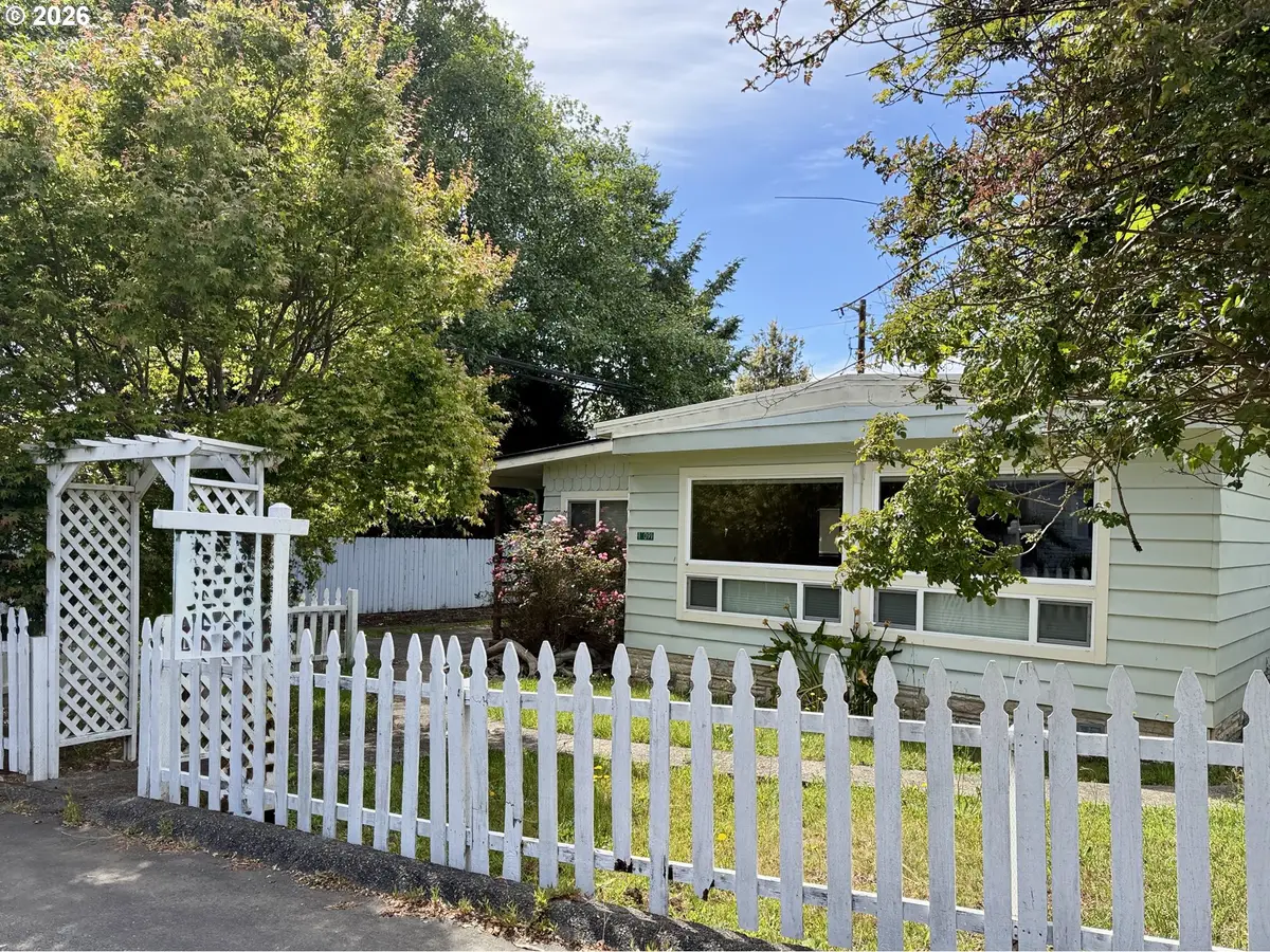 16091 Kings Way, Brookings, OR 97415 - #1