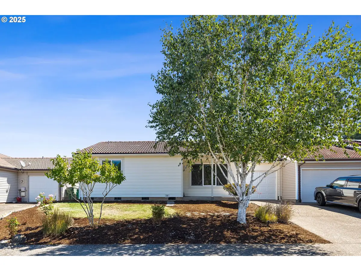 1804 N Aldersgate Ln, Newberg, OR 97132 - Image #1