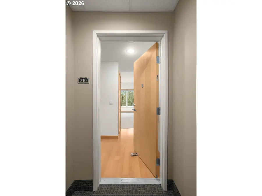 400 W 8th St #310, Vancouver, WA 98660 - #3