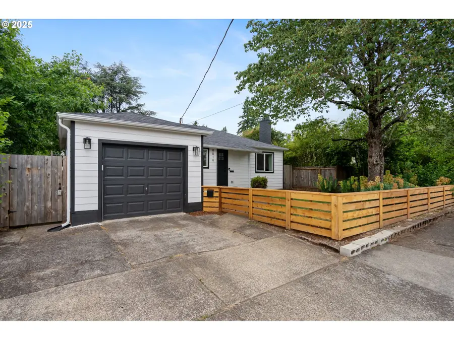 8019 SE Boise St, Portland, OR 97206 - Image #2