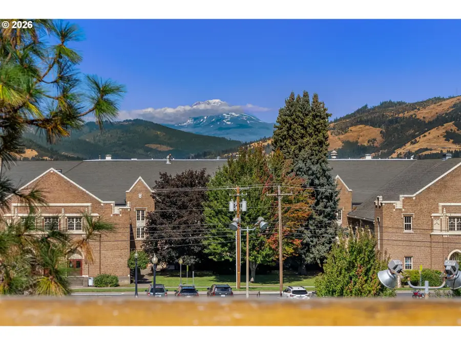 1606 Taylor Ave, Hood River, OR 97031 - #3