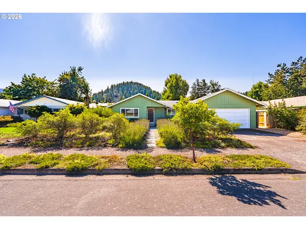 6323 B St, Springfield, OR 97478