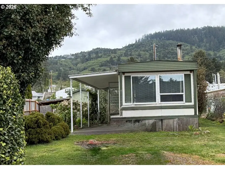 16345 Grootendorst Ln #2, Brookings, OR 97415 - #2