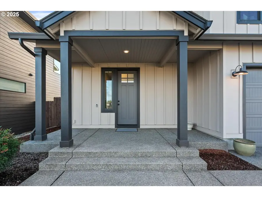 8102 NE 168th Ave, Vancouver, WA 98682 - Image #2