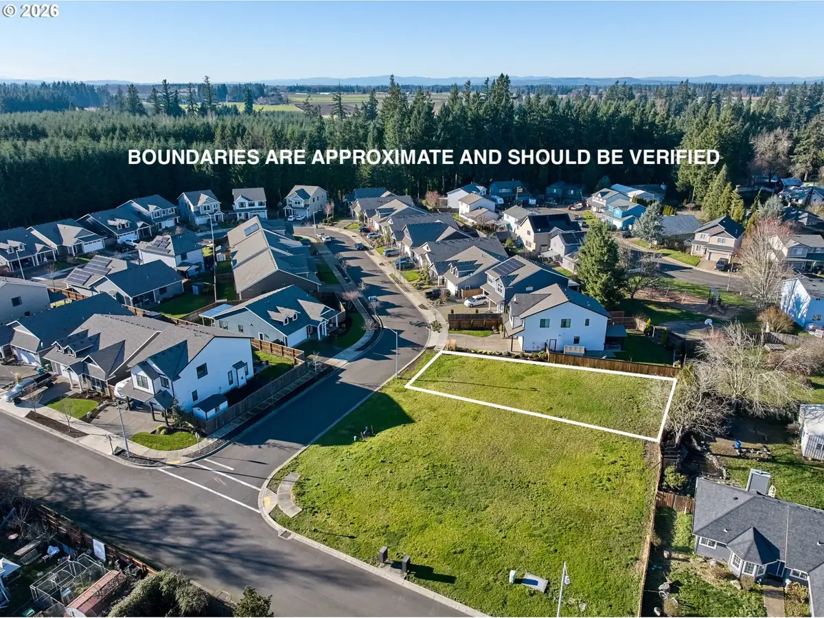 2589 N Lydia Loop, Hubbard, OR 97032 - Image #1