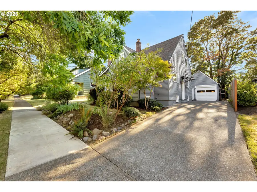 3913 NE 64th Ave, Portland, OR 97213 - #2