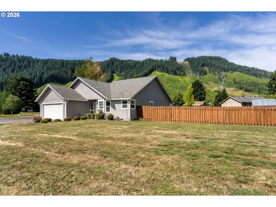 11 Timber Pl, Carson, WA 98610 - #3