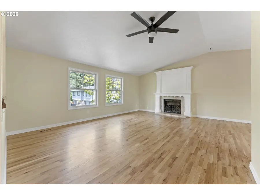 13920 SE Bush St, Portland, OR 97236 - #3