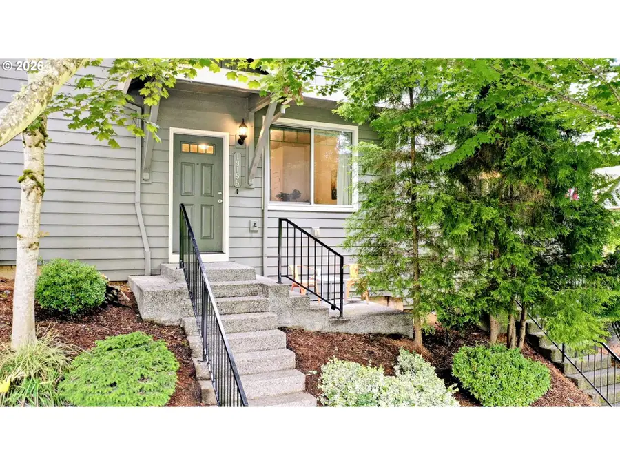 19155 Oak Ave, Sandy, OR 97055 - #2