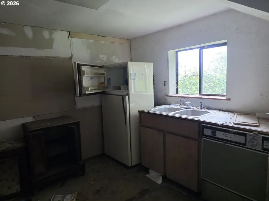 130 NW Makah Ct, Roseburg, OR 97471 - #3