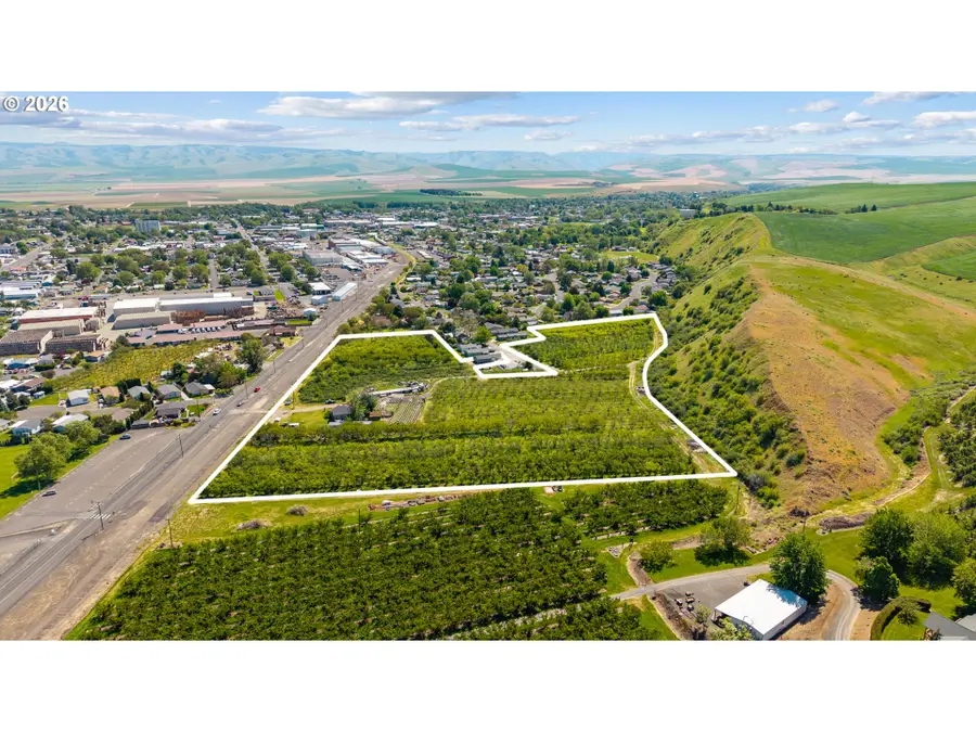 000 4th Ave, Milton Freewater, OR 97862 - #2