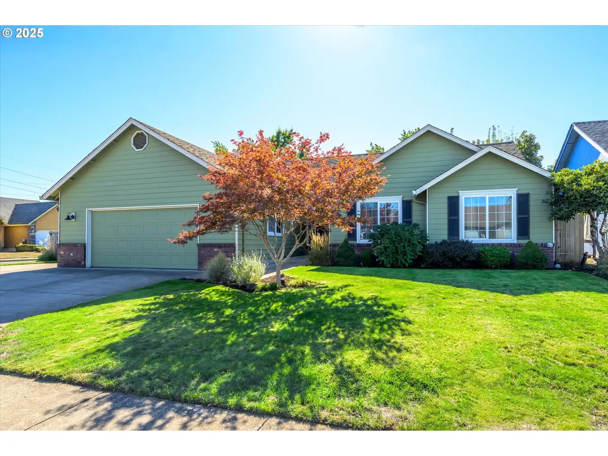 3594 Sussex St, Eugene, OR 97401 - Image #1