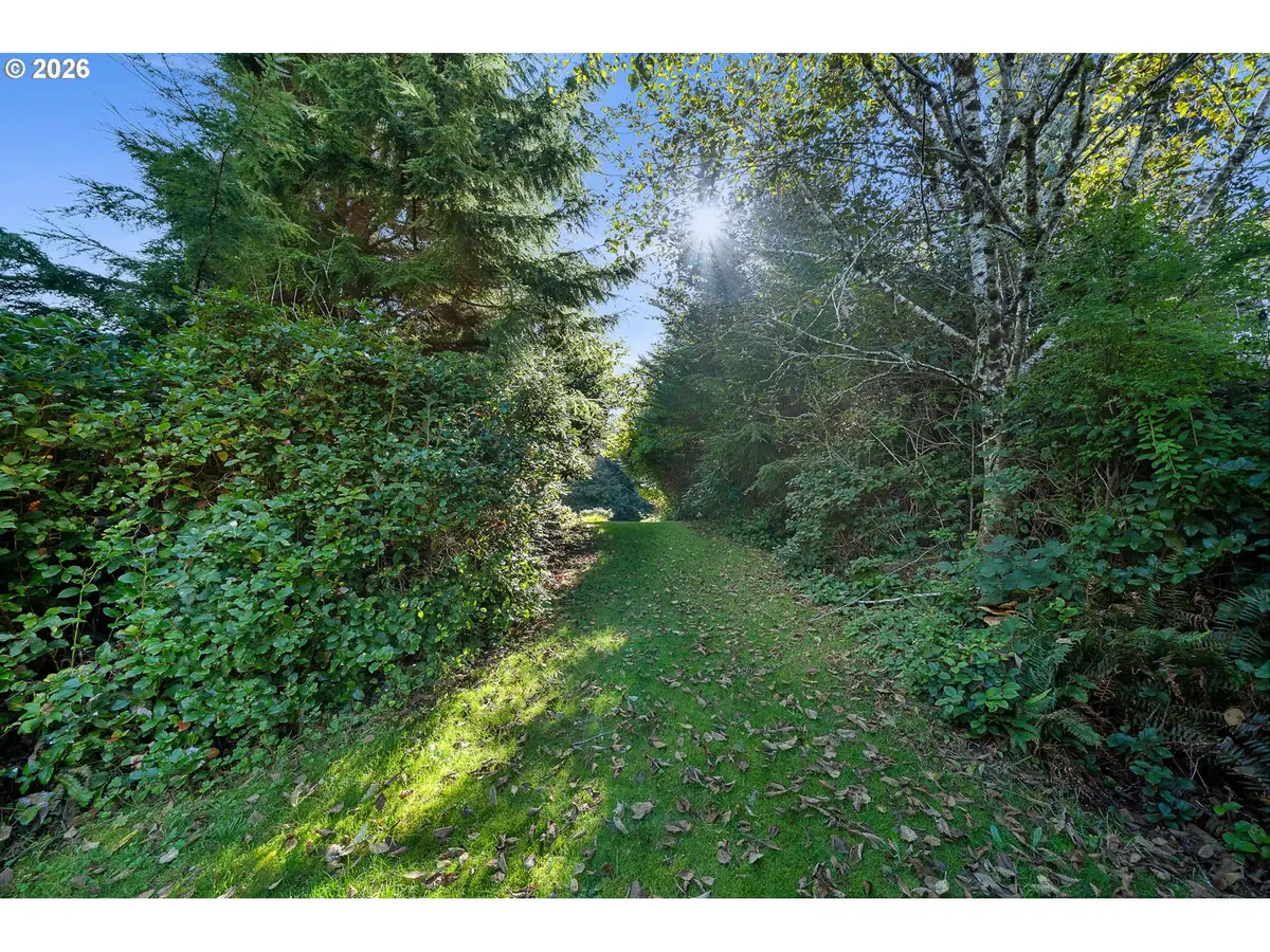 233 Rock Creek Dr, Rockaway Beach, OR 97136 - #1