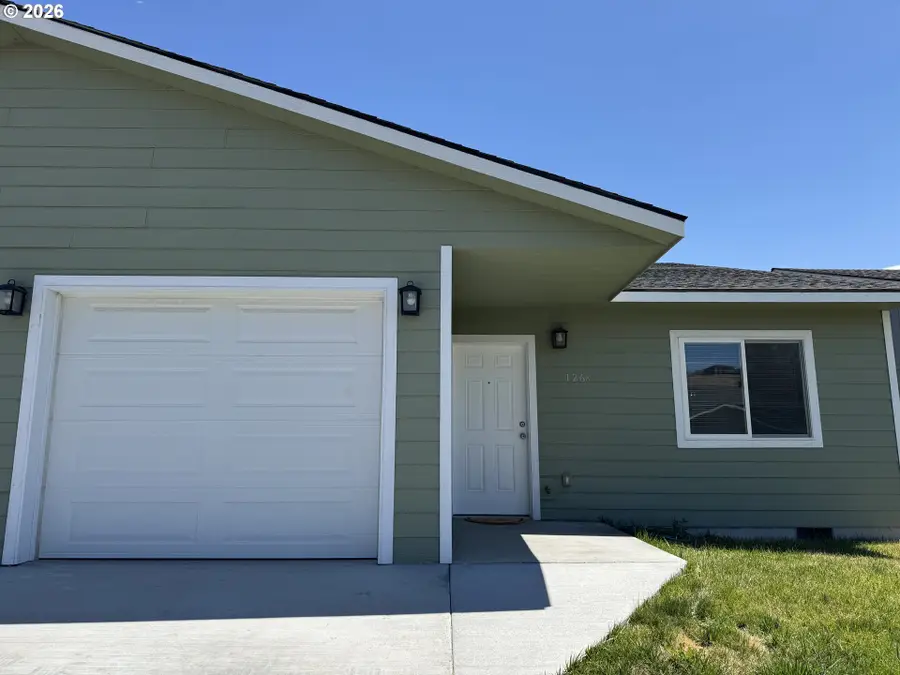 1268 SW 12th St, Pendleton, OR 97801 - #2