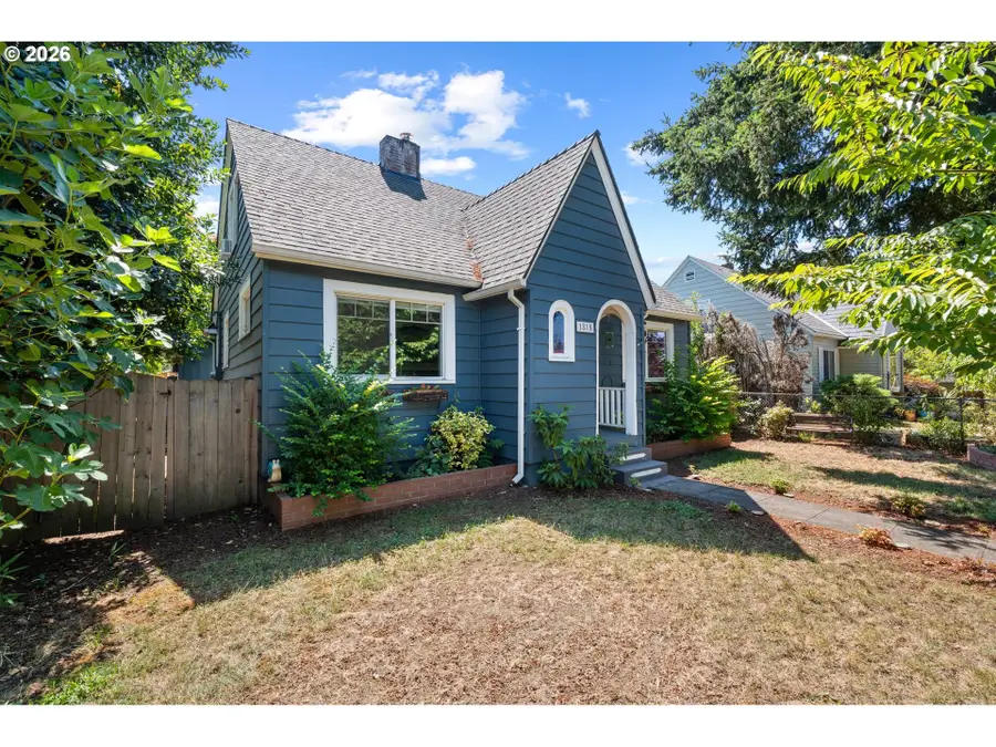 1815 E 33rd St, Vancouver, WA 98663 - #2