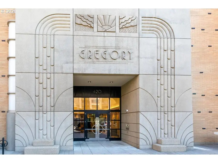 420 NW 11th Ave #806, Portland, OR 97209 - Image #3