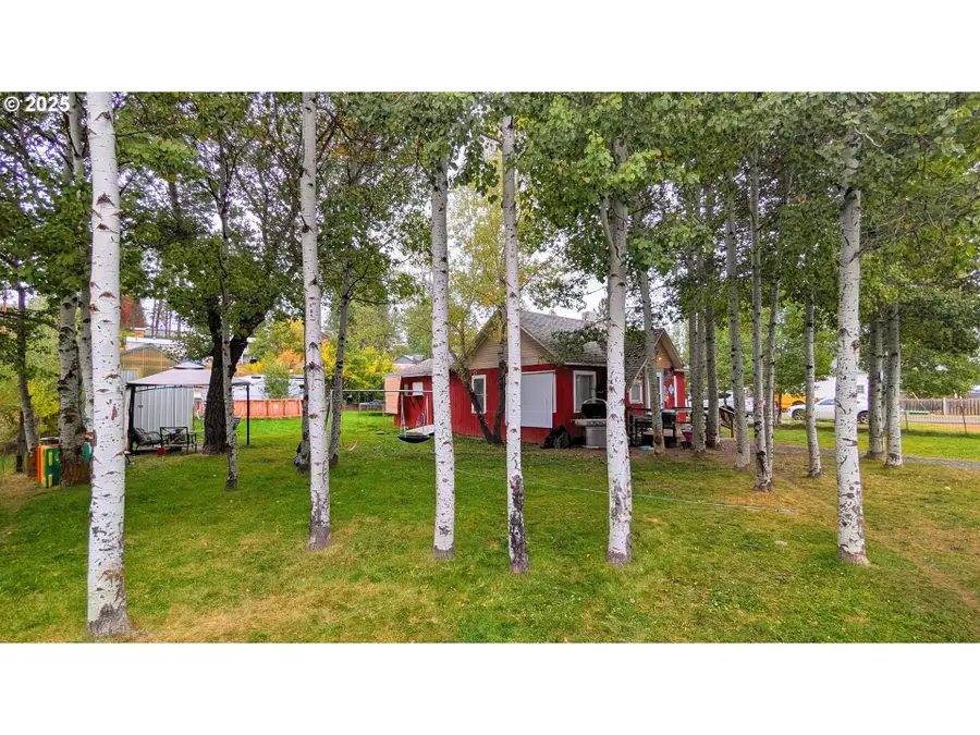 205 E Waid St, Ukiah, OR 97880 - Image #2