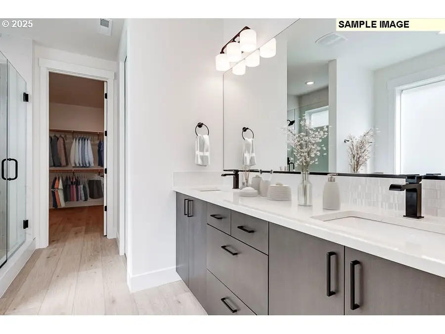 7458 SE Vermont St, Hillsboro, OR 97123 - Image #3